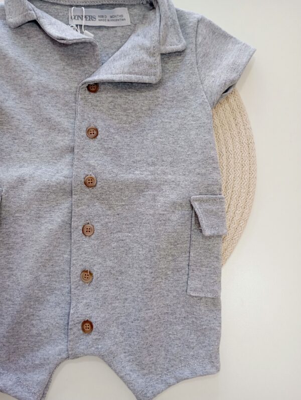Enterito Polo Gris - Image 3