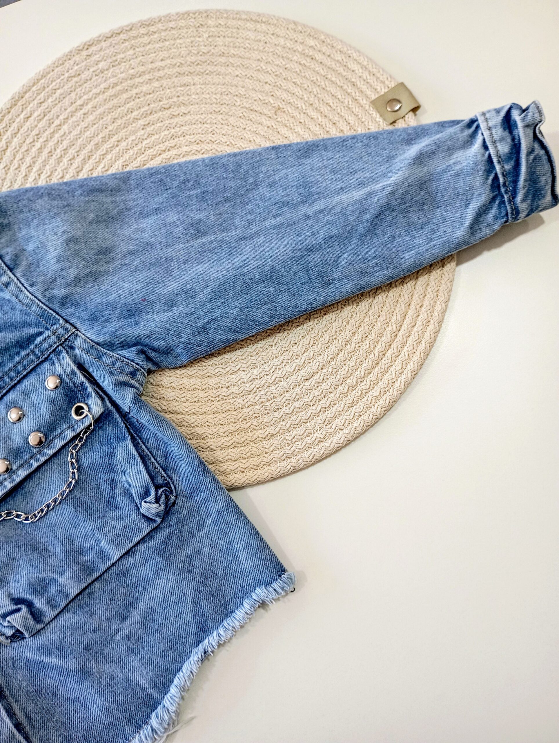 Campera Denim Tachas - Image 3