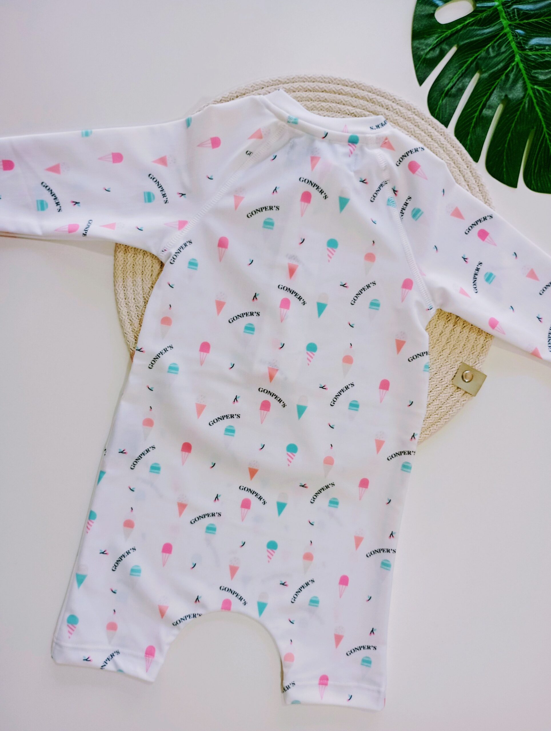 Enterito UV +50 (Sin Gorro) - Image 2