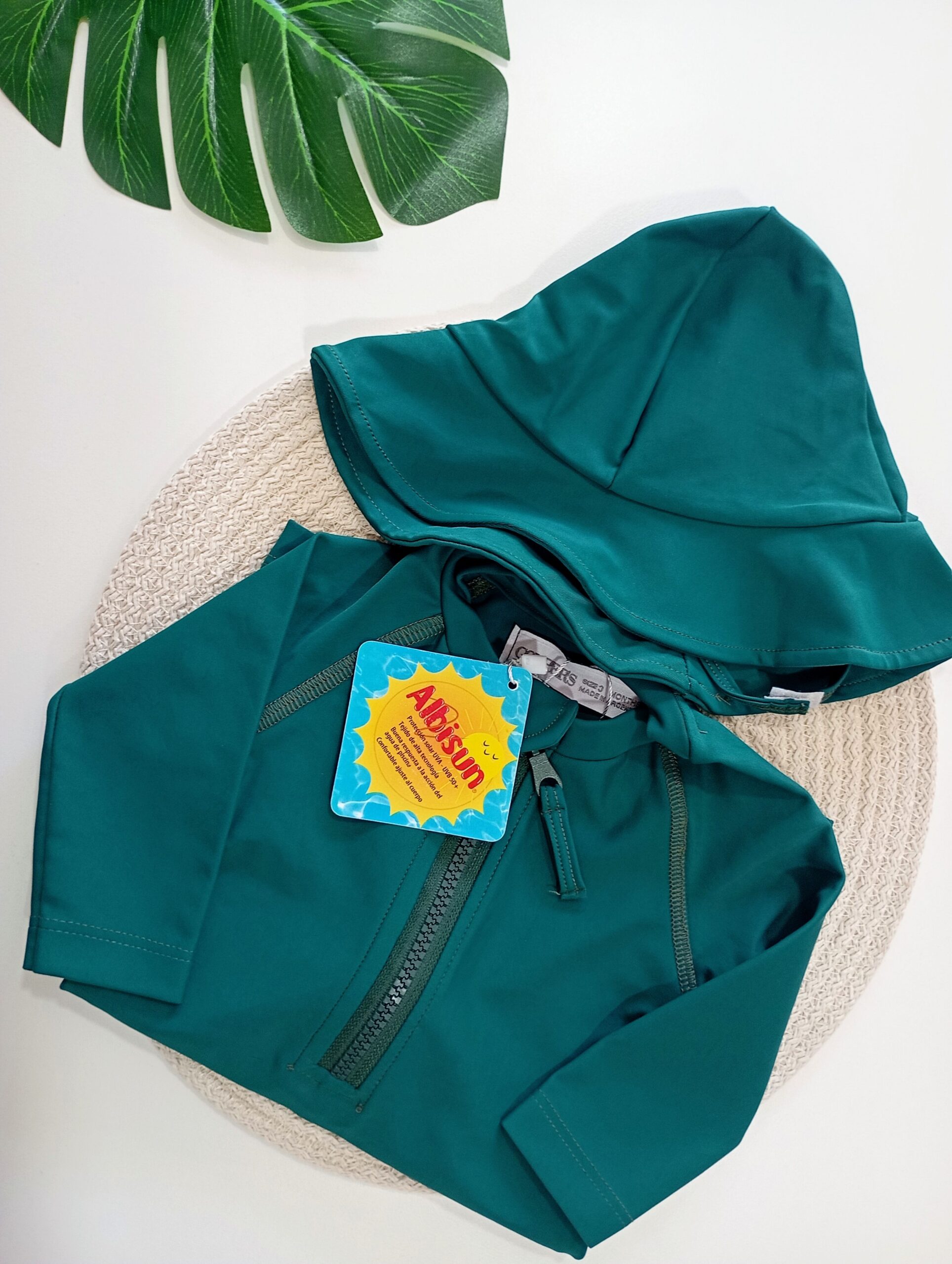 Enterito UV +50 Con Gorro - Image 3