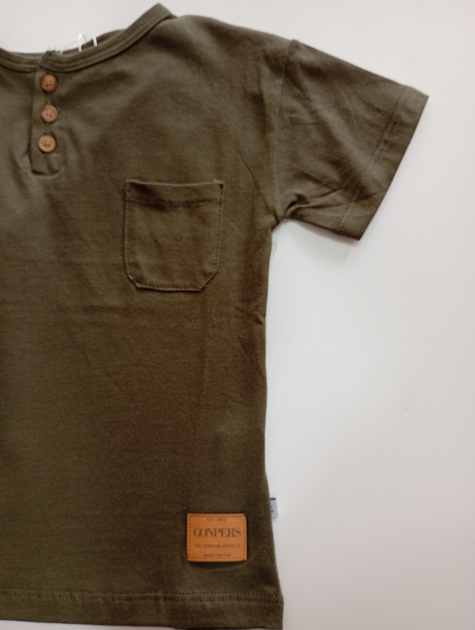 Remera Boston Verde Oliva - Image 3