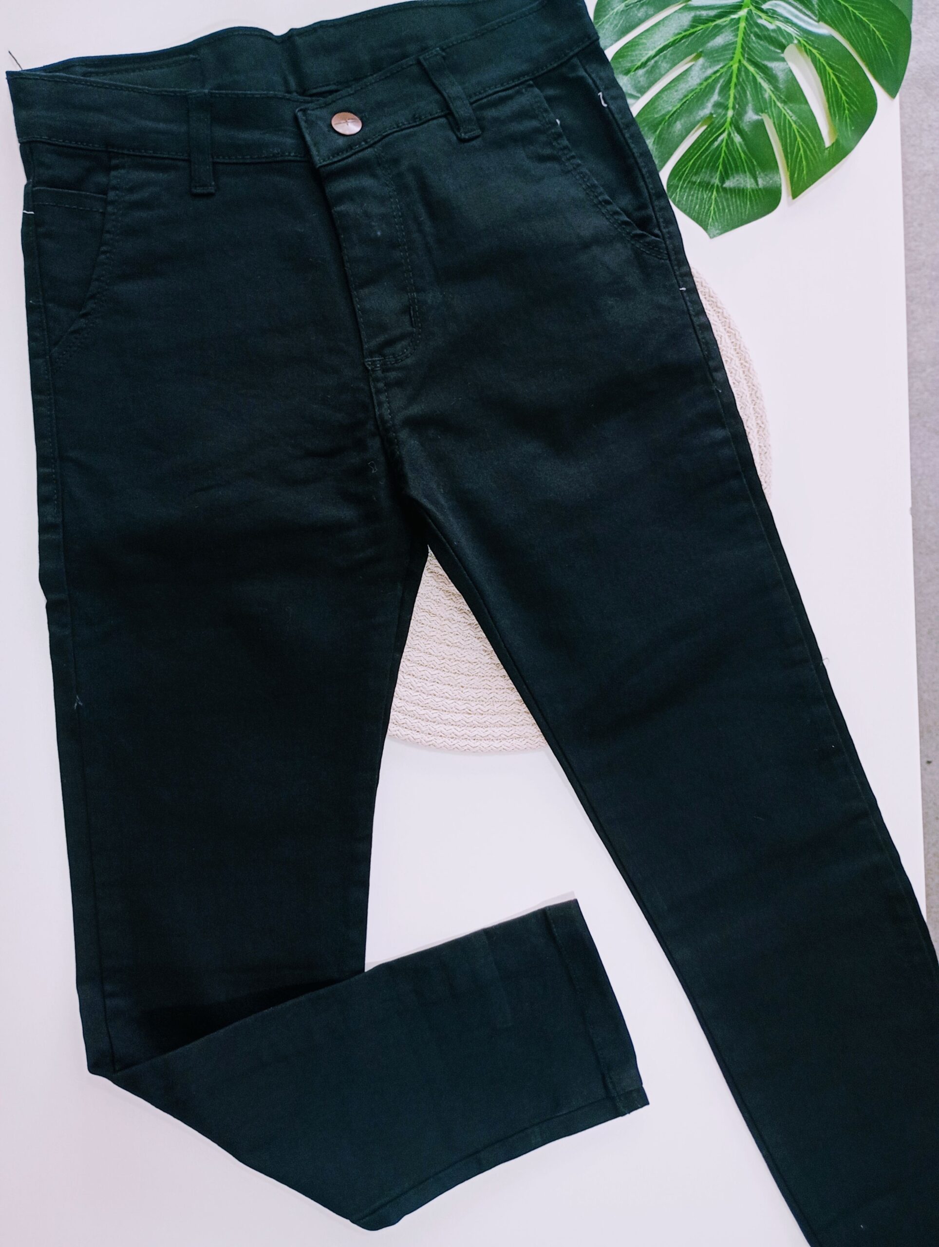 Pantalon Corte Chino Negro