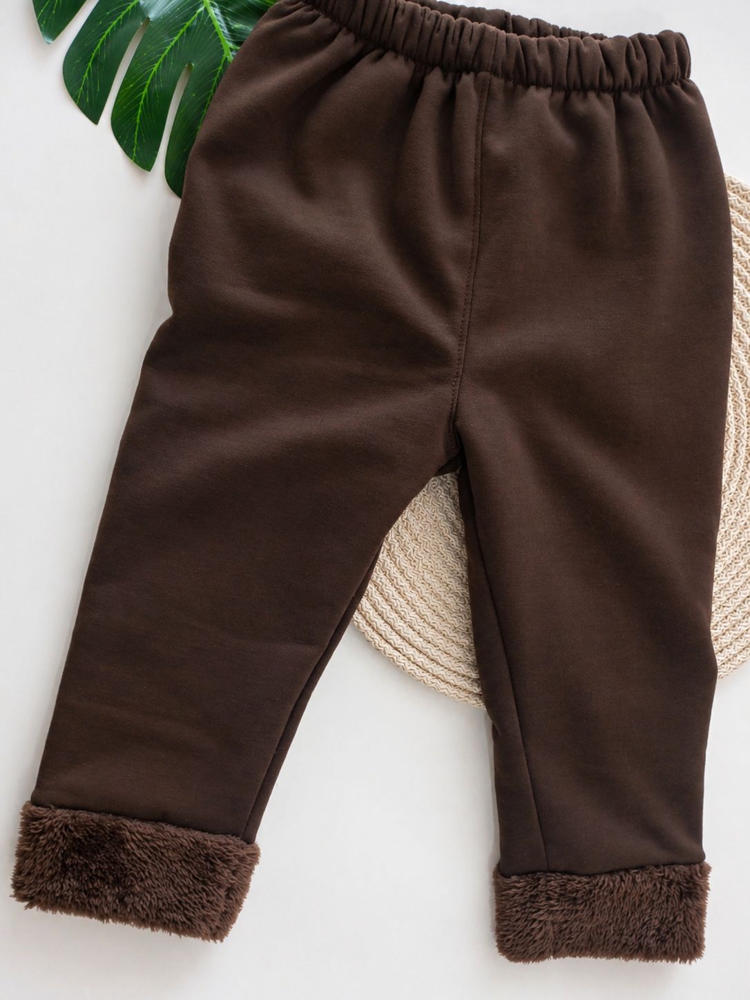 Pantalon Con Piel